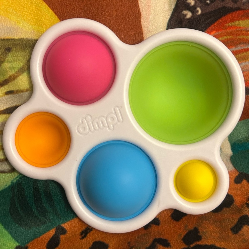 Dimpl Sensory Fidget Toy with Colorful Bubbles NWOT